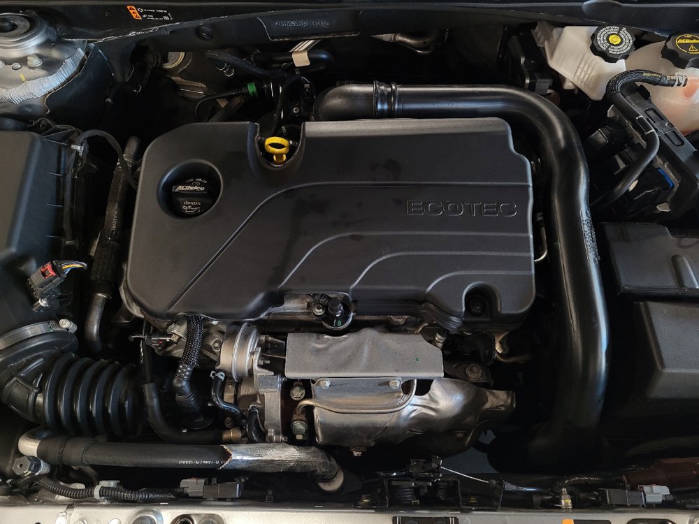 Used 2025 Chevrolet Malibu LT FWD image 30
