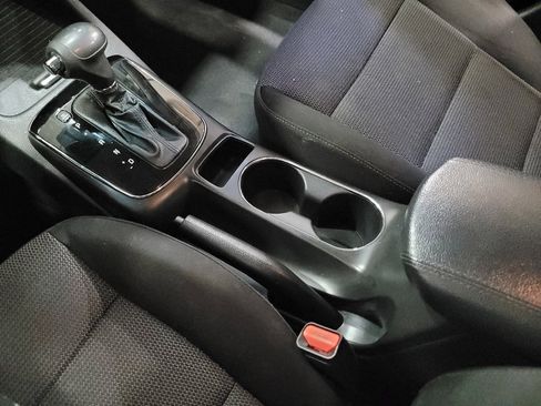 Used 2017 Kia Forte LX FWD image 26