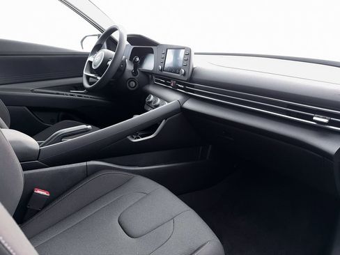 New 2026 Hyundai Elantra SE image 22