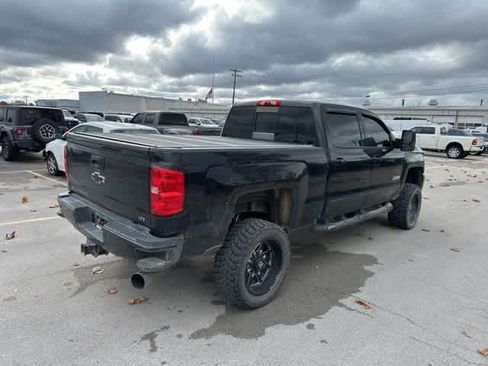Used 2018 Chevrolet Silverado 2500 LTZ w/ Duramax Plus Package image 20