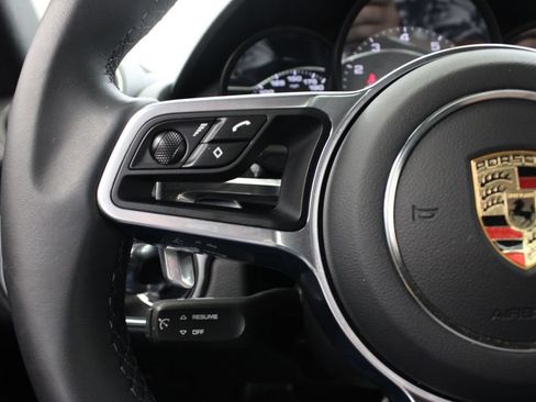 Certified 2025 Porsche 718 Cayman S RWD image 29