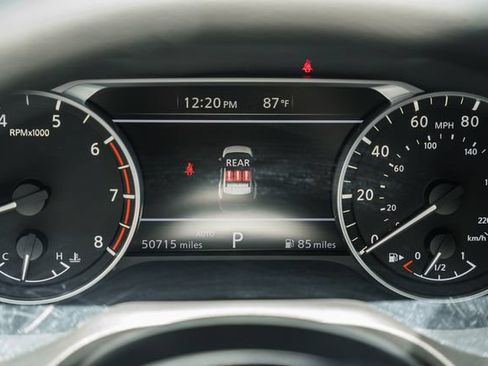 Used 2024 Nissan Rogue S AWD/4WD image 42