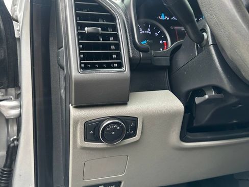 Used 2019 Ford F250 XLT w/ Snow Plow Prep Package AWD/4WD image 15