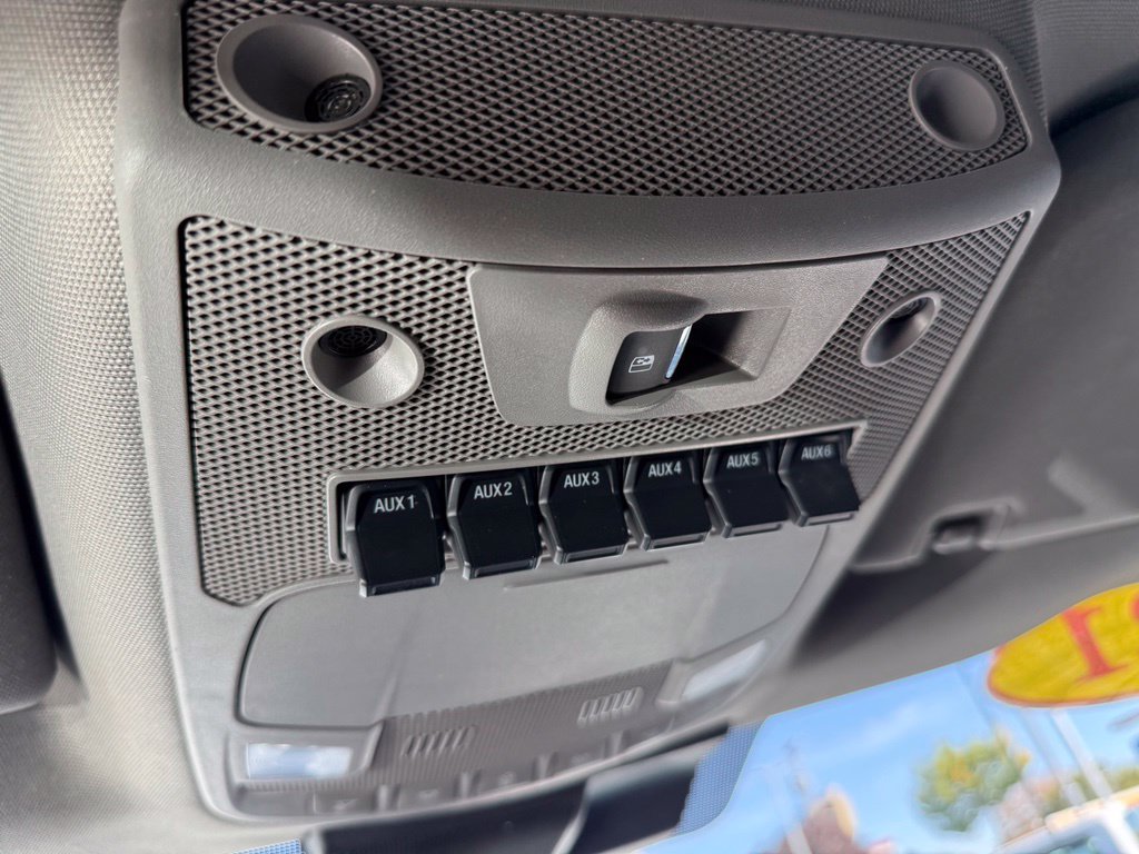 Used 2021 Ford F350 Lariat AWD/4WD image 13