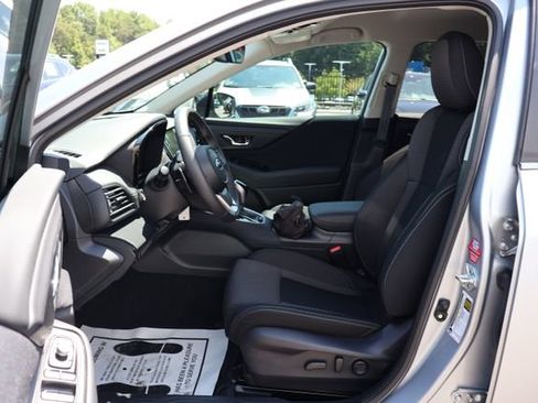 Certified 2025 Subaru Outback Premium AWD/4WD image 17