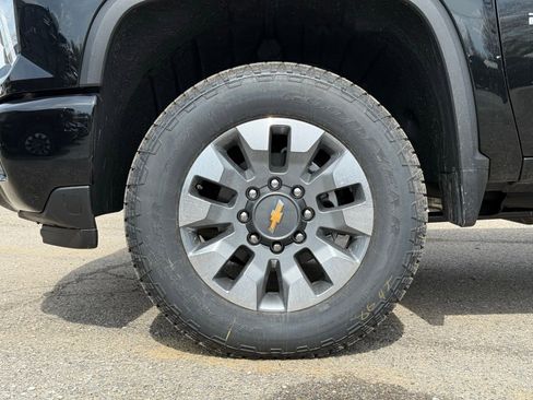 New 2026 Chevrolet Silverado 2500 Custom image 5