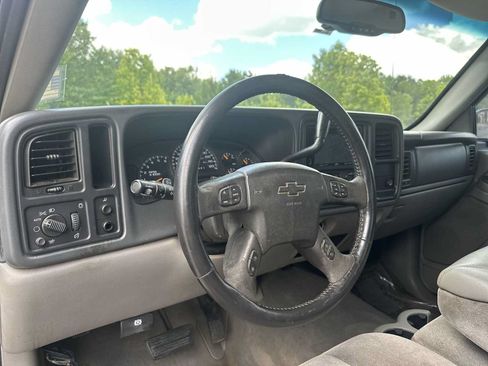 Used 2006 Chevrolet Avalanche LS RWD image 16