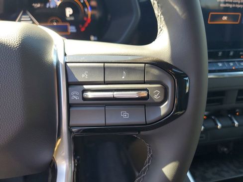 New 2026 Chevrolet Colorado W/T w/ WT Custom Package AWD/4WD image 25