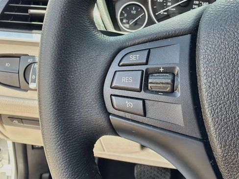 Used 2018 BMW 320i Sedan w/ Premium Package RWD image 37