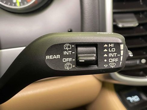 Used 2016 Porsche Cayenne S image 43