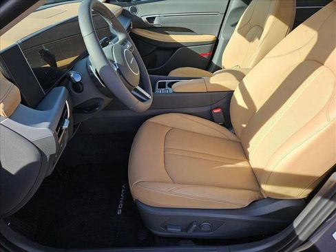 New 2025 Hyundai Sonata Limited image 10