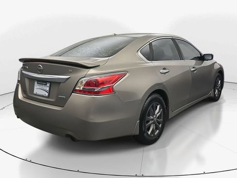 Used 2015 Nissan Altima 2.5 S w/ Special Edition Package image 9