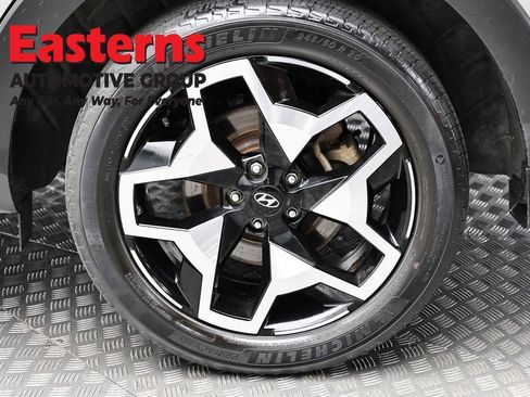 Used 2022 Hyundai Santa Cruz Limited AWD/4WD image 8