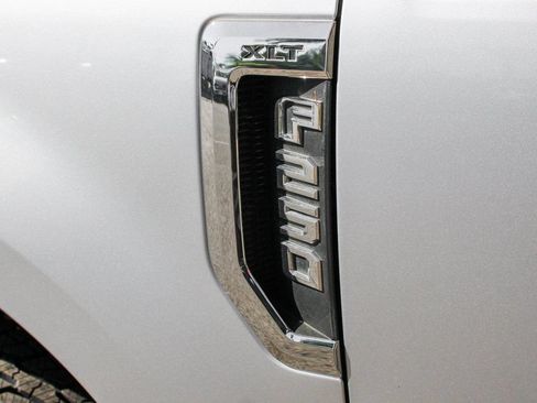 Used 2017 Ford F250 XLT w/ XLT Value Package AWD/4WD image 42
