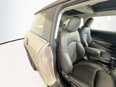 Used 2023 MINI Cooper S image 27