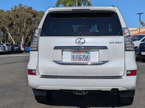 Used 2019 Lexus GX 460 Premium w/ Premium Package AWD/4WD image 13