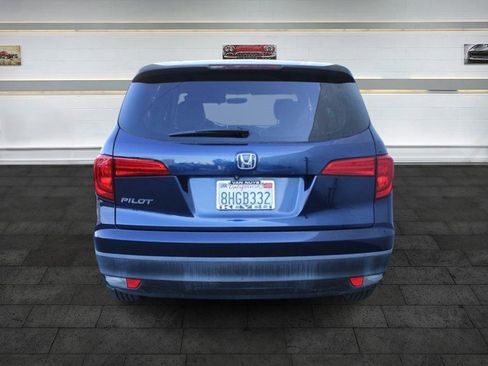 Used 2018 Honda Pilot LX image 7