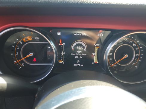 Used 2023 Jeep Wrangler Unlimited Rubicon w/ LED Lighting Group AWD/4WD image 17