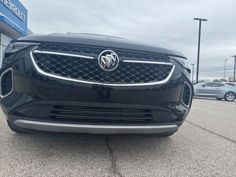 Used 2022 Buick Envision Avenir w/ Technology Package II FWD image 3