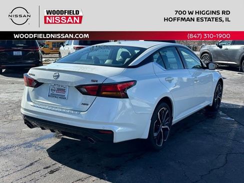 Certified 2023 Nissan Altima 2.5 SR image 3
