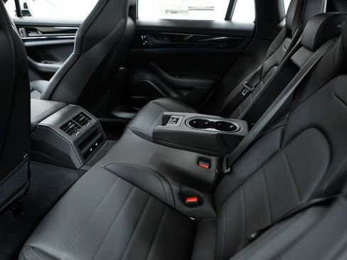 New 2026 Porsche Panamera image 29