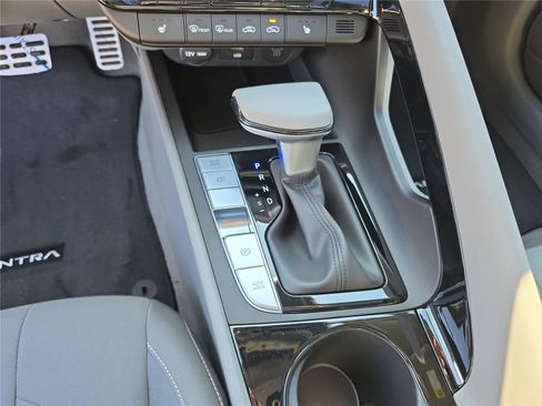 New 2026 Hyundai Elantra SEL Sport Premium image 18