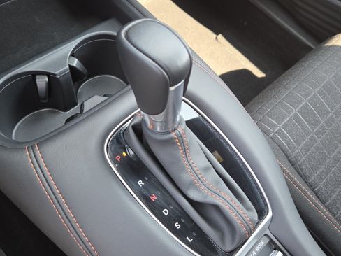 Certified 2025 Honda HR-V Sport image 29