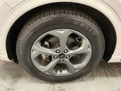 Used 2023 Ford Escape ST-Line w/ Equipment Group 301A image 11