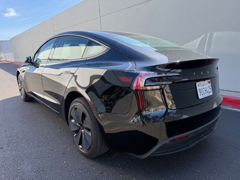 Used 2025 Tesla Model 3 Long Range RWD image 4