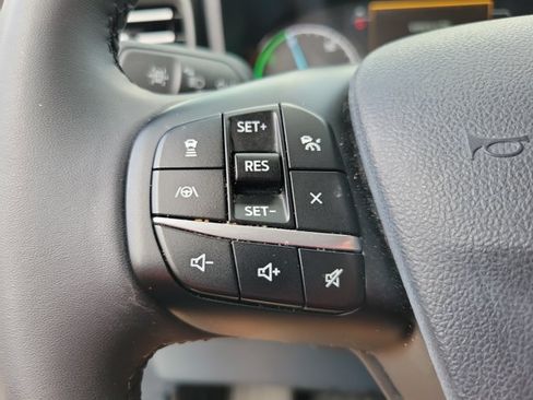 Used 2024 Ford Maverick Lariat w/ Black Appearance Package FWD image 18