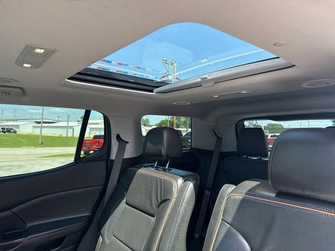 Used 2023 GMC Acadia AT4 w/ Technology Package AWD/4WD image 22