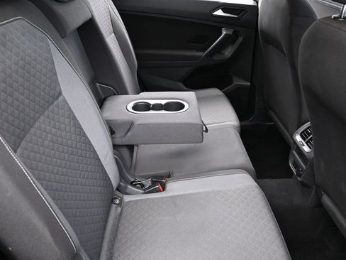 Used 2021 Volkswagen Tiguan S image 35