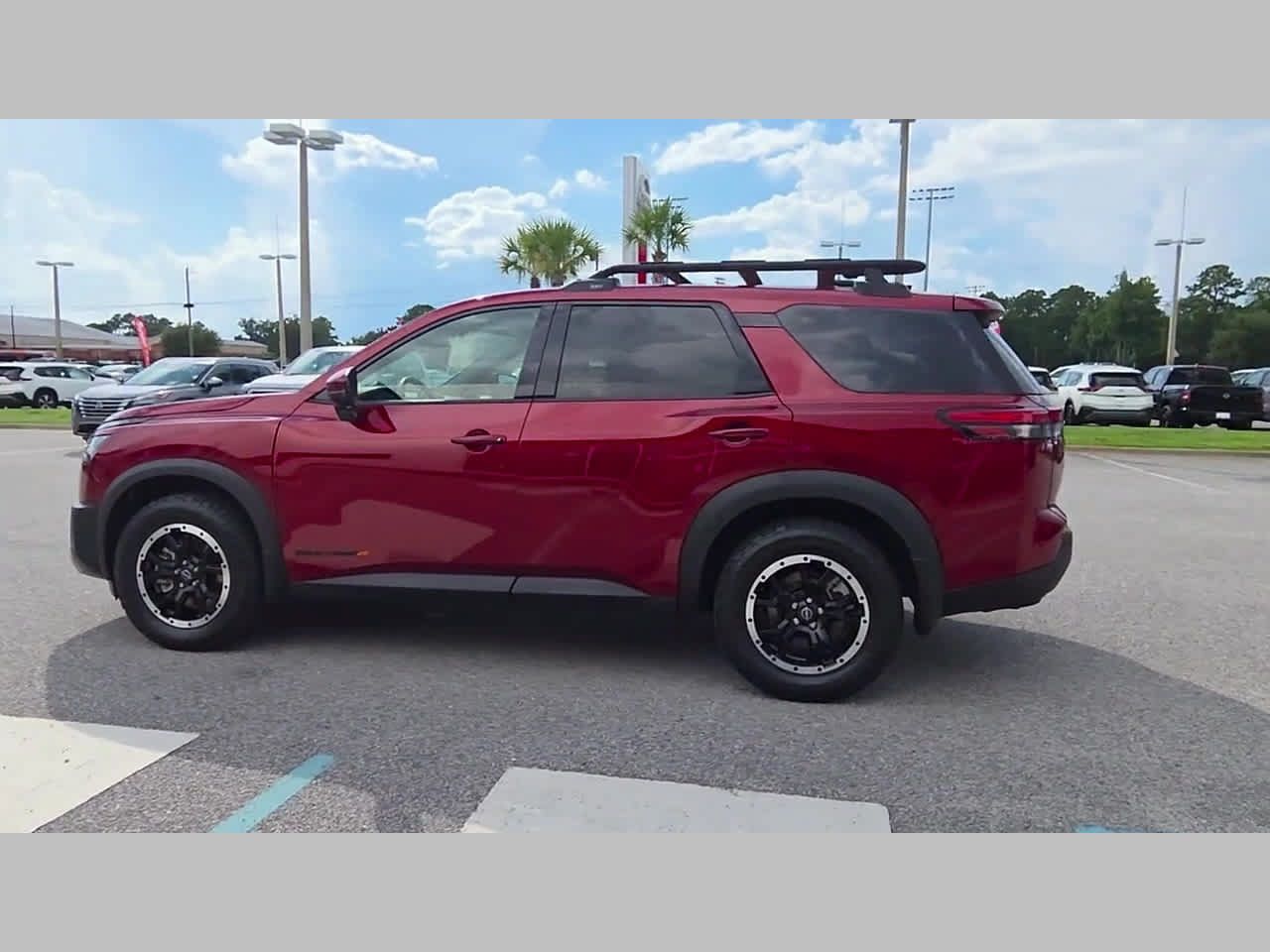 Used 2024 Nissan Pathfinder Rock Creek AWD/4WD image 25