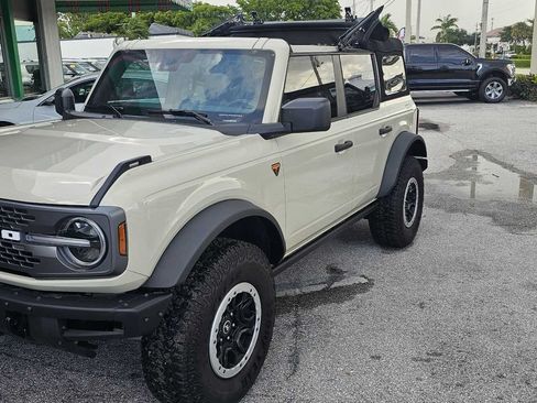 Used 2025 Ford Bronco Badlands w/ Sasquatch Package AWD/4WD image 31