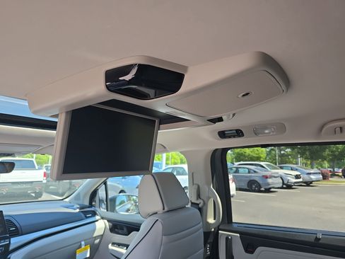 New 2026 Honda Odyssey Touring image 39