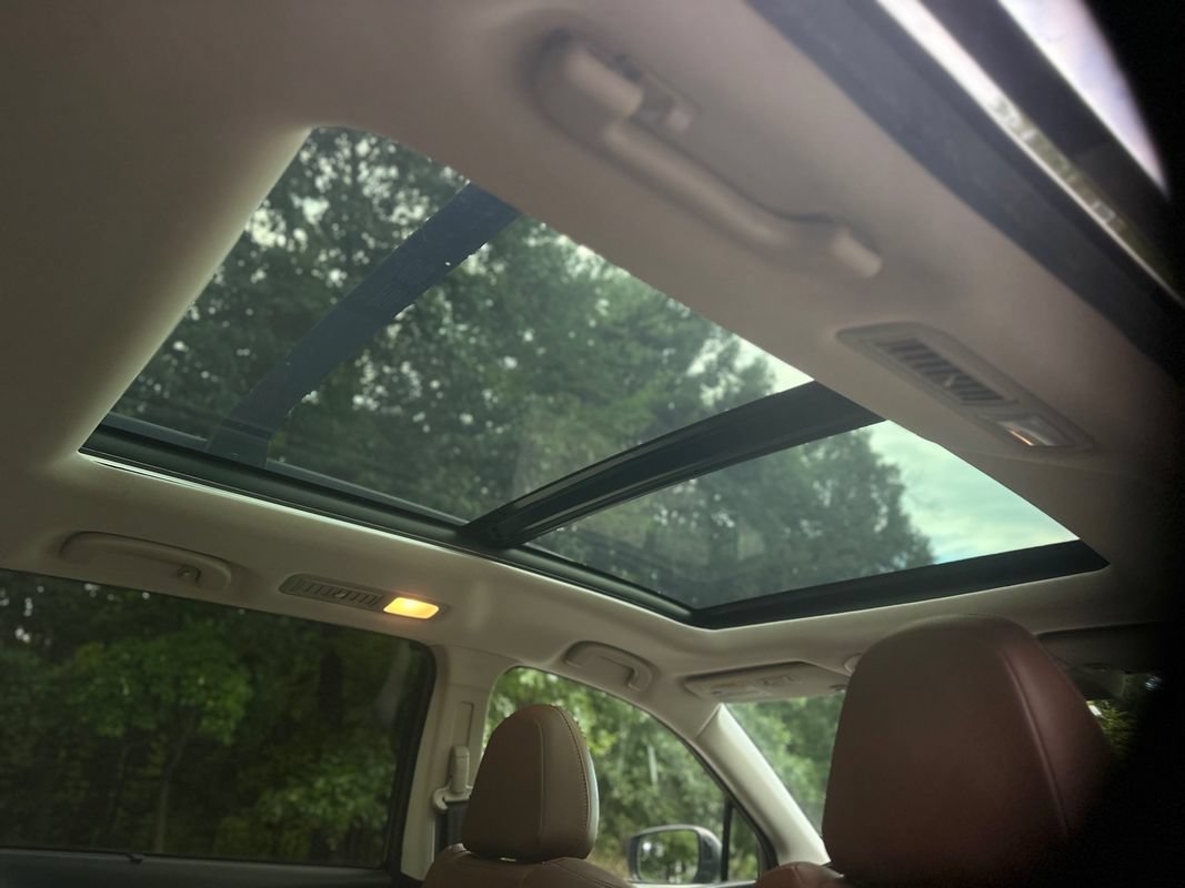 Used 2019 Subaru Ascent Touring AWD/4WD image 32
