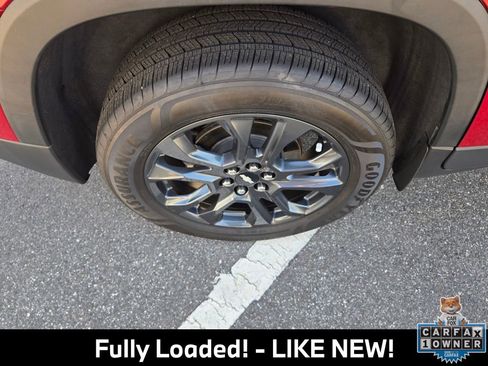 Used 2021 Chevrolet Traverse RS FWD image 12