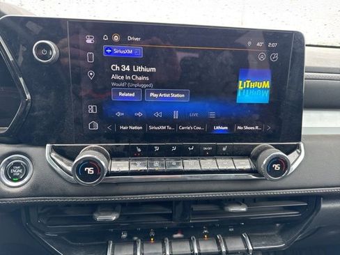 Used 2023 Chevrolet Colorado LT w/ LT Convenience Package II image 9