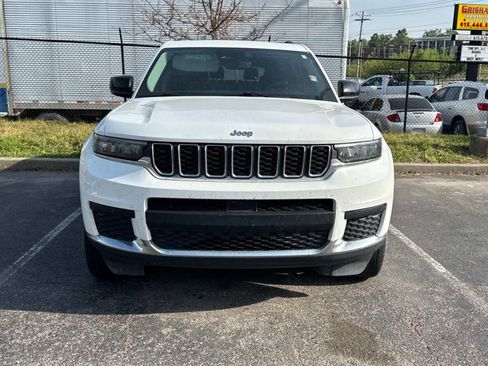 Used 2022 Jeep Grand Cherokee L Laredo w/ Luxury Tech Group I AWD/4WD image 9