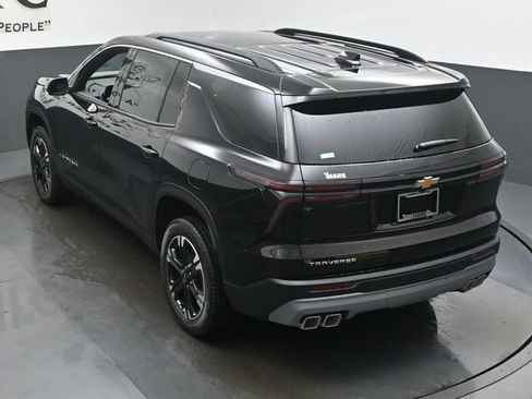 New 2027 Chevrolet Traverse LT w/ Sun and Wheel Package FWD image 20