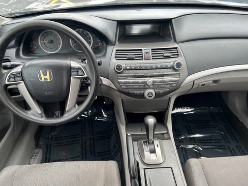 Used 2012 Honda Accord LX image 29