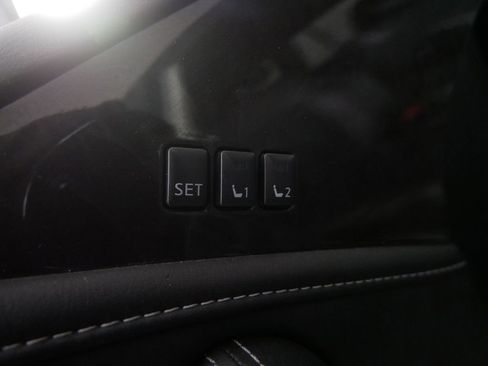 Used 2024 INFINITI QX80 Luxe AWD/4WD image 18