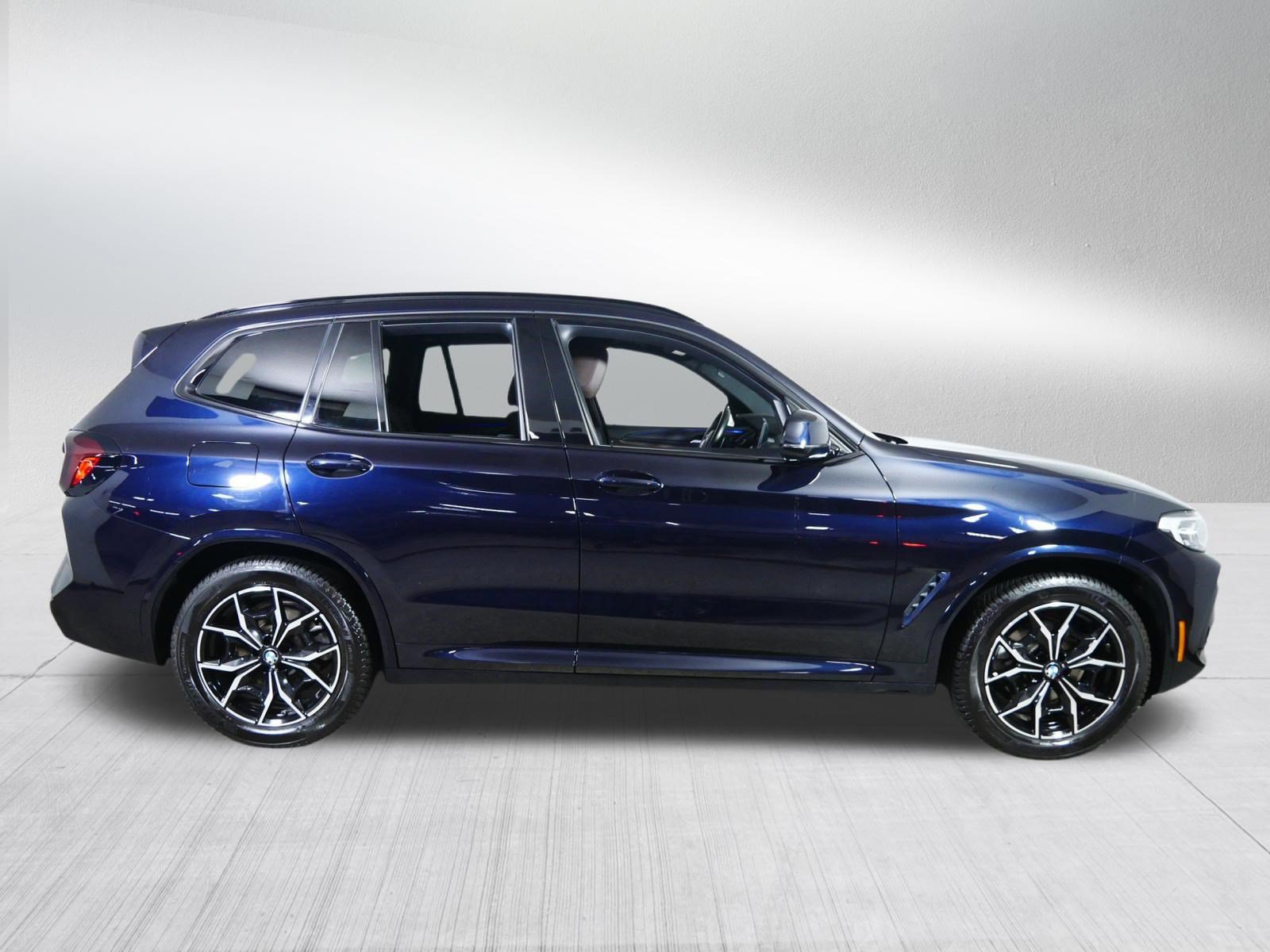 Used 2022 BMW X3 xDrive30i w/ M Sport Package 2 AWD/4WD image 8