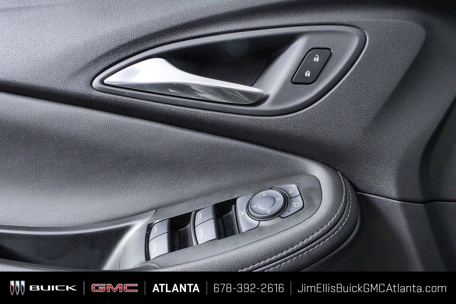 Used 2023 Buick Encore GX Select w/ Sport Touring Package FWD image 6