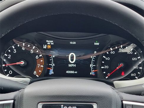 Certified 2023 Jeep Compass Limited image 35