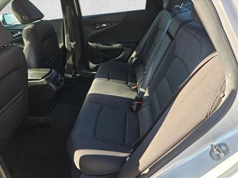 Used 2017 Chevrolet Malibu LT w/ Driver Confidence Package image 10