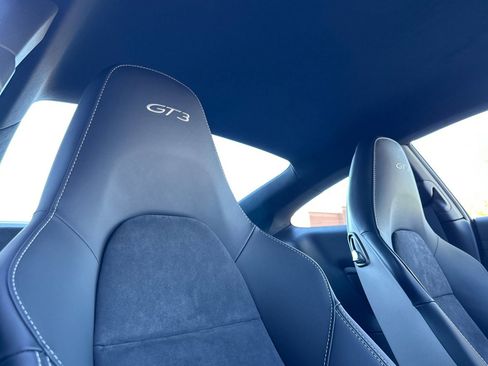 Used 2015 Porsche 911 GT3 image 17