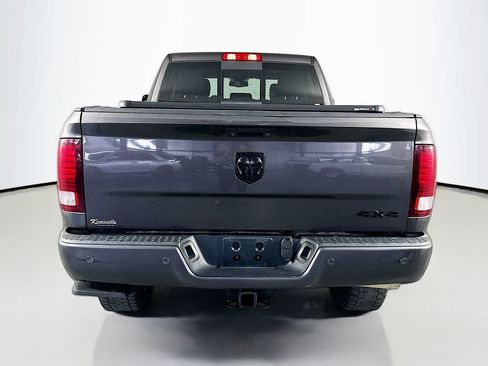 Used 2018 RAM 2500 Laramie w/ Sport Appearance Group AWD/4WD image 6