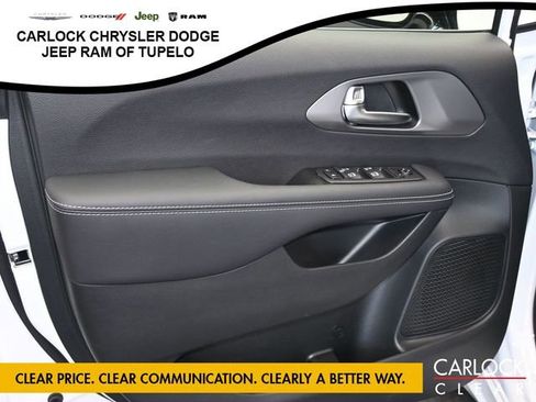 New 2026 Chrysler Voyager LX image 11