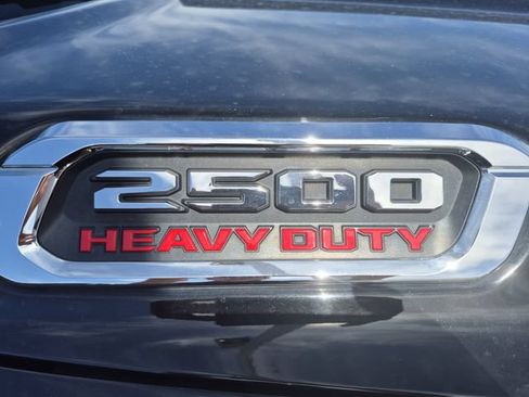Used 2022 RAM 2500 Big Horn AWD/4WD image 7